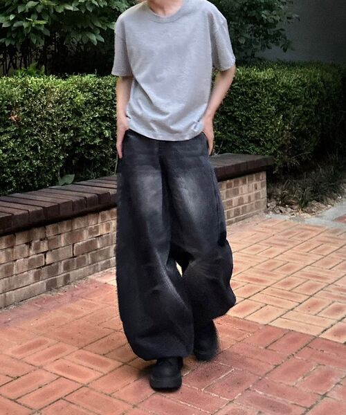KICHUL（キチョル）の「Curved line balloon denim pants (black)（デニムパンツ・メンズ・その他・X-SMALL/SMALL/MEDIUM/LARGE）」の6枚目の写真