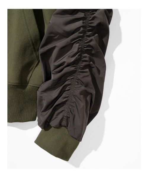 MASSNOUN（マスノウン）の「BELINE PUCKERING HOODIE MFHHD006-KK（パーカー・レディース・その他・LARGE/MEDIUM）」の4枚目の写真