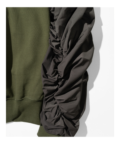 MASSNOUN（マスノウン）の「BELINE PUCKERING HOODIE MFHHD006-KK（パーカー・レディース・その他・LARGE/MEDIUM）」の6枚目の写真