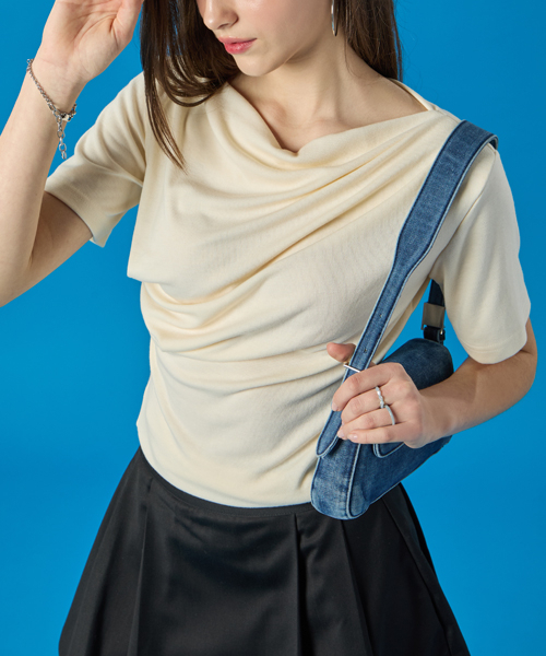KOLEAT（コレット）の「レディース ドレープシェイリングソフト無地半袖Tシャツ [カスタード]（Tシャツ/カットソー・レディース・その他・FREE）」の4枚目の写真