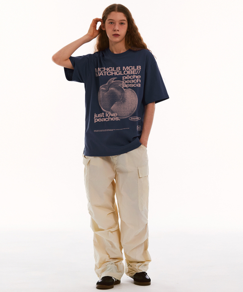 MATCHGLOBE(マッチグローブ)の「ピーチスオーバーサイズTシャツ(ネイビー)(Tシャツ/カットソー・レディース・その他・FREE)」の3枚目の写真
