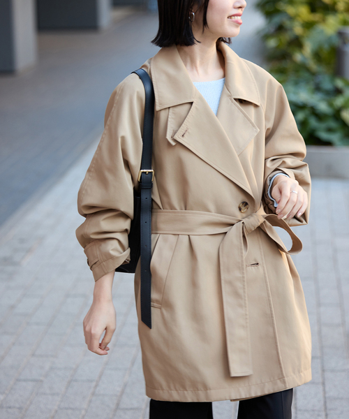 SLOBE IENA（スローブイエナ）の「《セットアップ対応可》撥水ミドルトレンチコート（トレンチコート・レディース・ベージュ/ネイビー・36/38）」の7枚目の写真