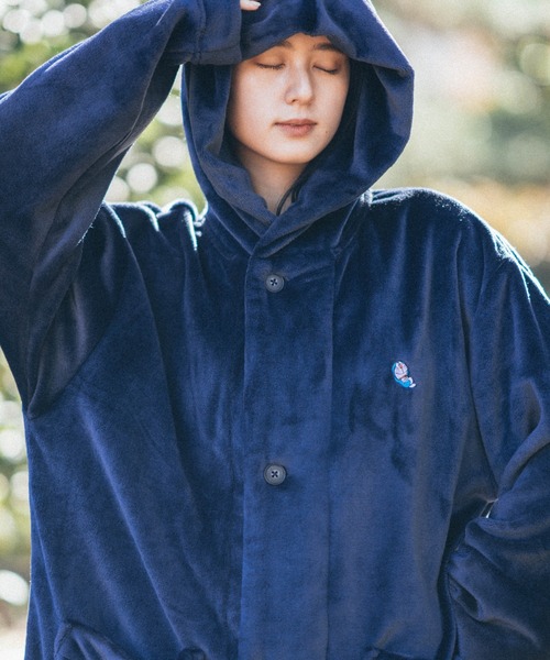 TETERA（テテラ）の「★TETERA×ドラえもん★Re ROOMROBE / 外気浴専用 ファーローブ（ガウン/バスローブ・レディース・ネイビー/ベージュ/グレー/サックスブルー・FREE）」の7枚目の写真