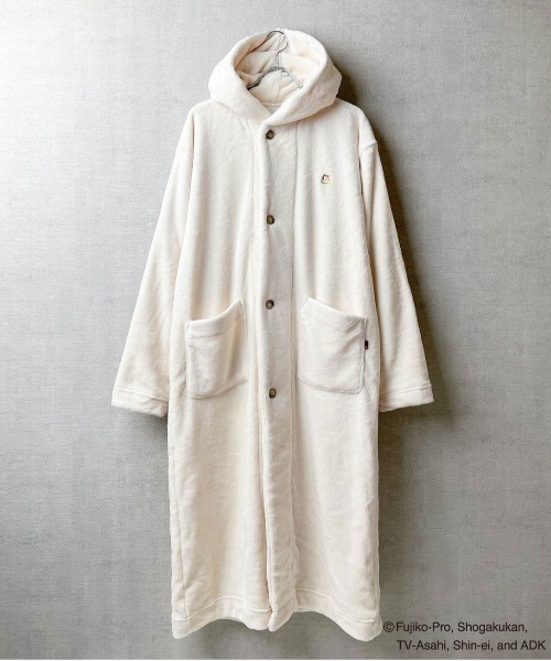 TETERA（テテラ）の「★TETERA×ドラえもん★Re ROOMROBE / 外気浴専用 ファーローブ（ガウン/バスローブ・レディース・ネイビー/ベージュ/グレー/サックスブルー・FREE）」の8枚目の写真