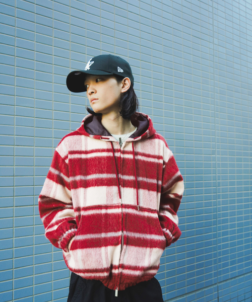 JOINT WORKS(ジョイントワークス)の「シャギー ジップフーディー / Shaggy Zip Hoodie(ブルゾン・メンズ・チャコールグレー/レッド・LARGE/MEDIUM)」の16枚目の写真