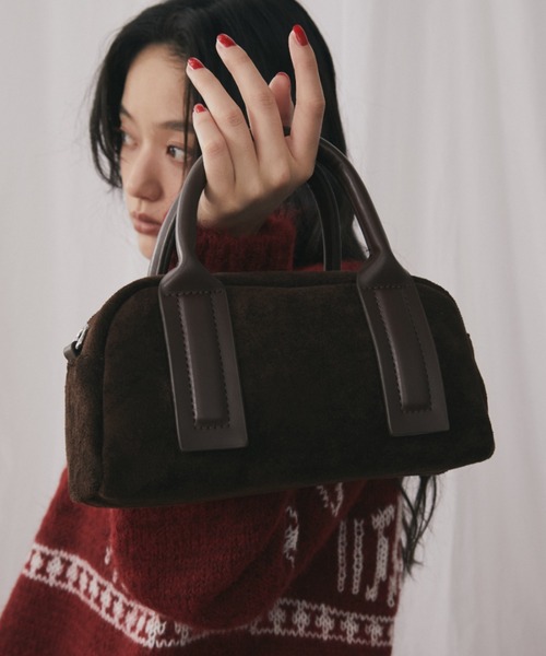 MERLOT(メルロー)の「2WAYフェイクスエードミニバッグ(ハンドバッグ・レディース・ブラウン/レッド・FREE)」の4枚目の写真