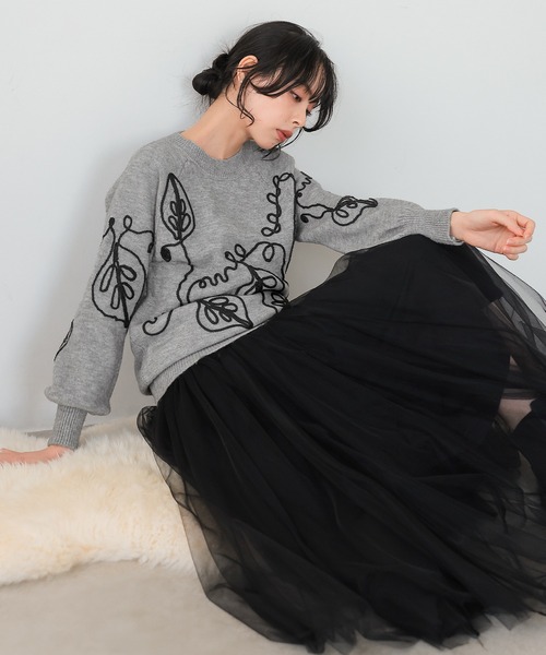 itto...（イット）の「華やかリーフコード刺繍ニット（ニット/セーター・レディース・杢グレー/ブラック・M-L）」の7枚目の写真