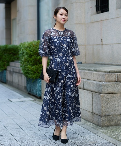 Jolie et Jolie（ジョリーエジョリー）の「フローラル刺繍シアードレス（ドレス・レディース・ブラック/イエロー/ネイビー/ピンク・M/L）」の2枚目の写真