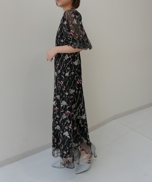 Jolie et Jolie（ジョリーエジョリー）の「フローラル刺繍シアードレス（ドレス・レディース・ブラック/イエロー/ネイビー/ピンク・M/L）」の13枚目の写真