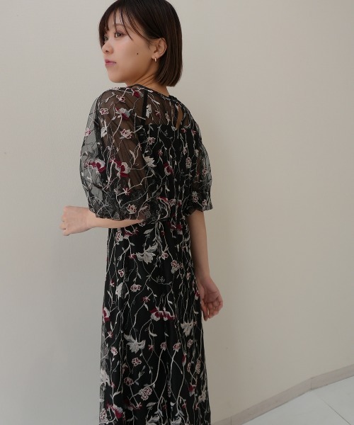 Jolie et Jolie（ジョリーエジョリー）の「フローラル刺繍シアードレス（ドレス・レディース・ブラック/イエロー/ネイビー/ピンク・M/L）」の10枚目の写真