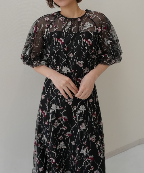 Jolie et Jolie（ジョリーエジョリー）の「フローラル刺繍シアードレス（ドレス・レディース・ブラック/イエロー/ネイビー/ピンク・M/L）」の7枚目の写真