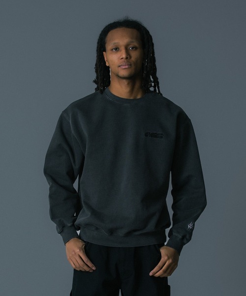 AFTERMATH(アフターマス)の「XLARGE×AFTERMATH CREWNECK SWEATSHIRT(スウェット・メンズ・グリーン/ブラック・S/XL/L/M)」の4枚目の写真