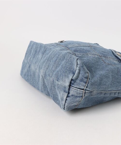 SOMETHING（サムシング）の「【GISELe 4月号掲載】atelier SOMETHING JACKET DETAIL BAG (BIG)/バッグ（トートバッグ・レディース・ブルー・FREE）」の11枚目の写真