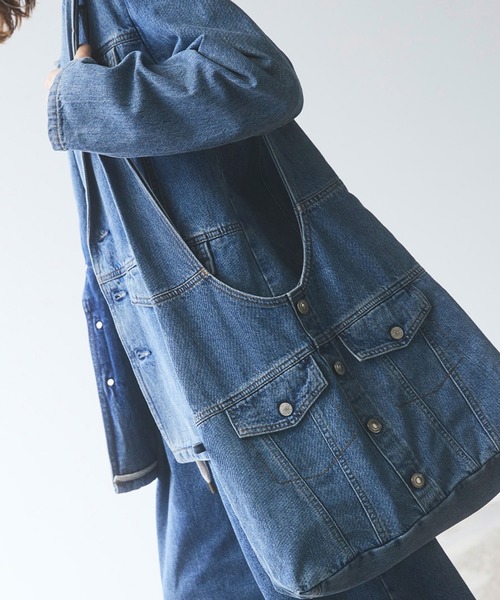 SOMETHING（サムシング）の「【GISELe 4月号掲載】atelier SOMETHING JACKET DETAIL BAG (BIG)/バッグ（トートバッグ・レディース・ブルー・FREE）」の6枚目の写真