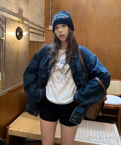 AsRiRe(アスリレイ)の「前リボンプリントトップス(Tシャツ/カットソー・レディース・ホワイト・M)」の4枚目の写真