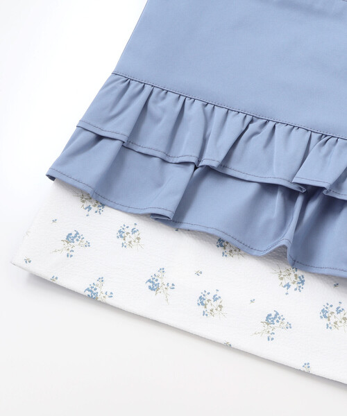 BeBe（ベベ）の「花柄切り替えフリルレッスンバッグ（トートバッグ・キッズ・ピンク/ブルー・FREE）」の4枚目の写真