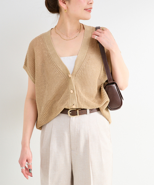 B.C STOCK（ベーセーストック）の「手洗い可 / FRENCH ICY LINEN 畦ベスト（ベスト・レディース・ベージュ/ホワイト/ブルー/ブラック・FREE）」の3枚目の写真