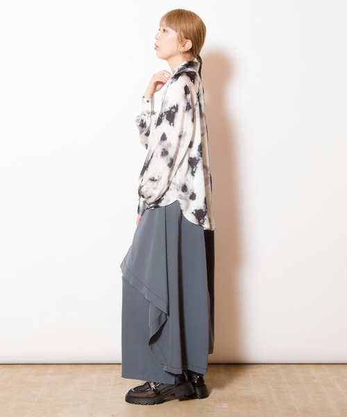 OSMOSIS（オズモーシス）の「サイドレイヤードパンツ（その他パンツ・レディース・ブラック/カーキ/グレー・ONE SIZE）」の8枚目の写真