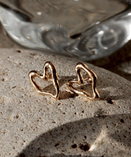 norme（ノーム）の「【SILVER925】ノーム オープン ハート ピアス /  norme open heart pierce（ピアス（両耳用）・レディース・ゴールド・FREE）」の7枚目の写真