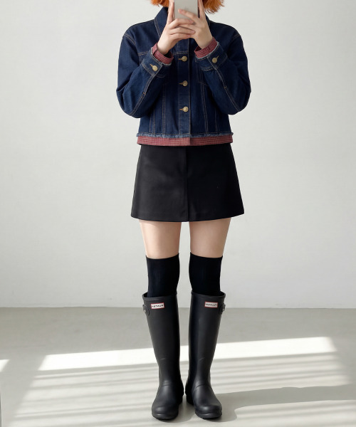 VIVID LADY（ビビッドレディー）の「レイヤード風 ショートデニムジャケット（デニムジャケット・レディース・ダークブルー/ライトブルー・FREE）」の14枚目の写真