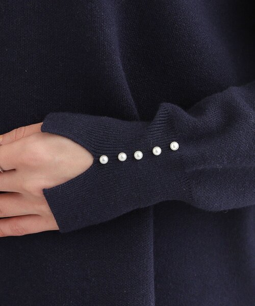 SHOO・LA・RUE(シューラルー)の「【洗濯機可/セットアップ可/S-LL】インせず着られる もちもち裾ラウンドニット(ニット/セーター・レディース・オフホワイト/ネイビー/ベージュ・03/02/01/04)」の11枚目の写真