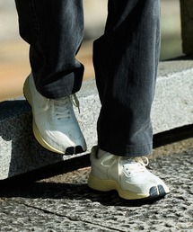 tabito（タビト）の「【REBIRTH PROJECT × tabito】 Tactical Trainer Airbag 足袋スニーカー（tabito48）（スニーカー）」