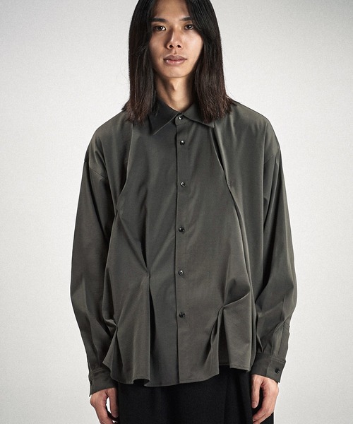 NO ID.（ノーアイディ）の「【NO ID.】Random Tuck Big Shirt / ランダム タック ビッグ シャツ（シャツ/ブラウス・メンズ・ブラック/グレー/ホワイト・ONE SIZE）」の5枚目の写真