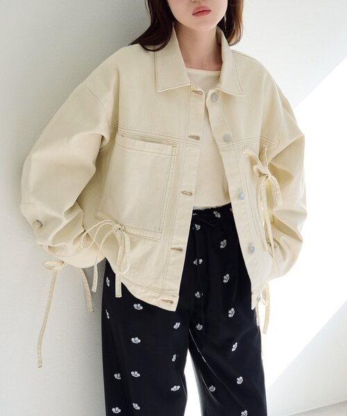 Kastane（カスタネ）の「【リボン取り外し可/SETUP対応】デニムリボンジャケット（デニムジャケット・レディース・ブラック/ブルー/アイボリー・FREE）」の2枚目の写真