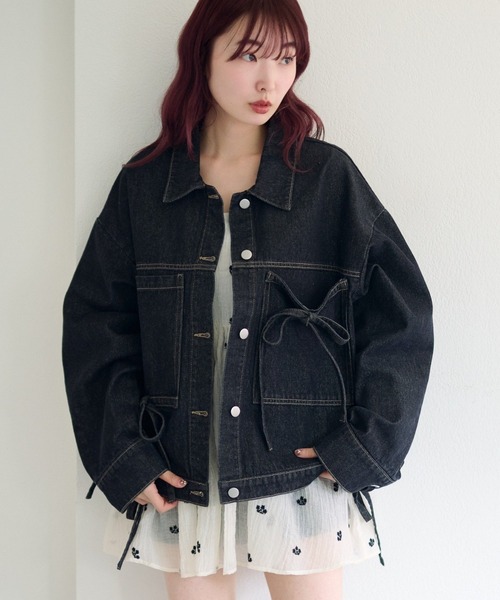 Kastane（カスタネ）の「【リボン取り外し可/SETUP対応】デニムリボンジャケット（デニムジャケット・レディース・ブラック/ブルー/アイボリー・FREE）」の3枚目の写真