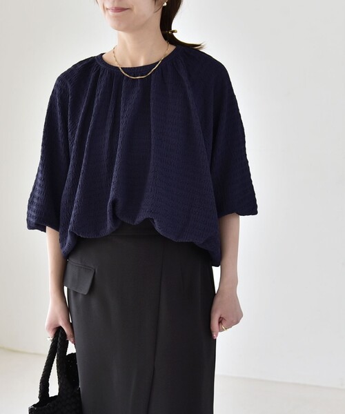 quaranciel(カランシエル)の「quaranciel:〈洗濯機可能〉ジャカード ジャージー クルーネック プルオーバー(Tシャツ/カットソー・レディース・グリーン/ホワイト/ネイビー・ONE SIZE)」の6枚目の写真