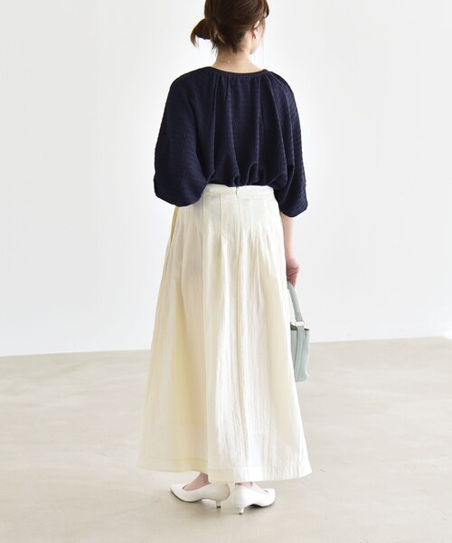 quaranciel(カランシエル)の「quaranciel:〈洗濯機可能〉ジャカード ジャージー クルーネック プルオーバー(Tシャツ/カットソー・レディース・グリーン/ホワイト/ネイビー・ONE SIZE)」の13枚目の写真