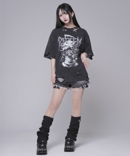 REFLEM(レフレム)の「『REFLEM/レフレム』安ピン付きダメージTシャツ/ハーフスリーブカットソー(Tシャツ/カットソー・レディース・ブラック/ライトグレー・FREE)」の8枚目の写真