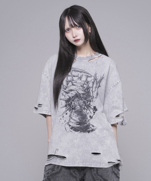 REFLEM(レフレム)の「『REFLEM/レフレム』安ピン付きダメージTシャツ/ハーフスリーブカットソー(Tシャツ/カットソー・レディース・ブラック/ライトグレー・FREE)」の12枚目の写真