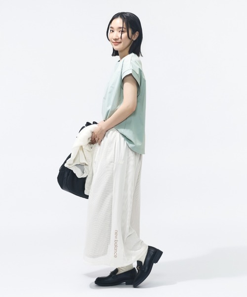 NEW BALANCE(ニューバランス)の「【別注】ニューバランス New Balance シャーリングショートスリーブTシャツ 限定コラボ(Tシャツ/カットソー・レディース・ベビーピンク/オフホワイト/グレー・M/L/S/XL)」の17枚目の写真