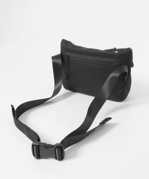 RODE SKO(ロデスコ)の「撥水フィドロックショルダーバッグ S(ショルダーバッグ・メンズ・ブラック/カーキ・SMALL)」の22枚目の写真