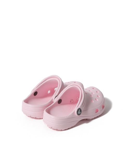 crocs(クロックス)の「CROCS / クラシック クロッグ キッズ(サンダル・キッズ・ピンク/ライトグリーン・13/12/11)」の7枚目の写真