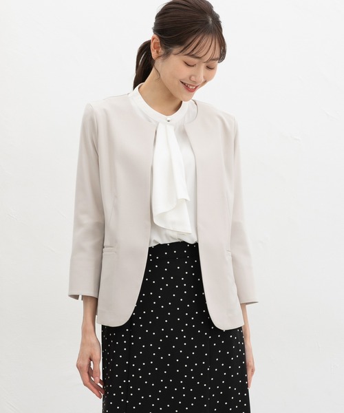 Honeys(ハニーズ)の「【ストレッチ・ウォッシャブル・イージーケア・接触冷感】8分袖ノーカラージャケット(ノーカラージャケット・レディース・杢グレー/ライトグレー系/ネイビー/ブラック/ベージュ・LL/3L/S/M/L)」の9枚目の写真
