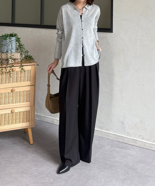 Thevon(ゼボン)の「襟付きシャリニットカーディガン(カーディガン/ボレロ・レディース・ピンク/ネイビー/ベージュ/グレー・FREE)」の7枚目の写真