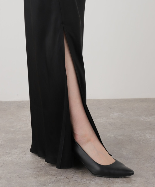 AP STUDIO（エーピーストゥディオ）の「サテンキャミソールドレス（ワンピース・レディース・ブラック/チョコ・36/38）」の20枚目の写真