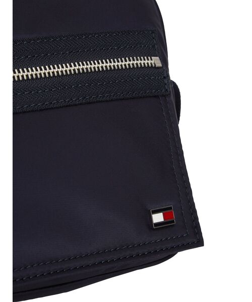 TOMMY HILFIGER(トミーヒルフィガー)の「トラベルクロスボディバッグ(ボディバッグ/ウエストポーチ・メンズ・ネイビー・FREE)」の3枚目の写真