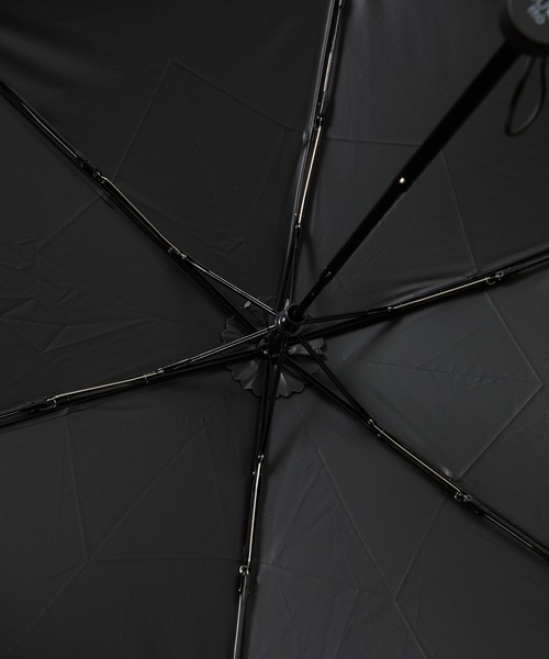 COLONY 2139（コロニートゥーワンスリーナイン）の「150g 形状記憶晴雨兼用 折り畳み傘（折りたたみ傘・レディース・ホワイト/ブラック・FREE）」の16枚目の写真