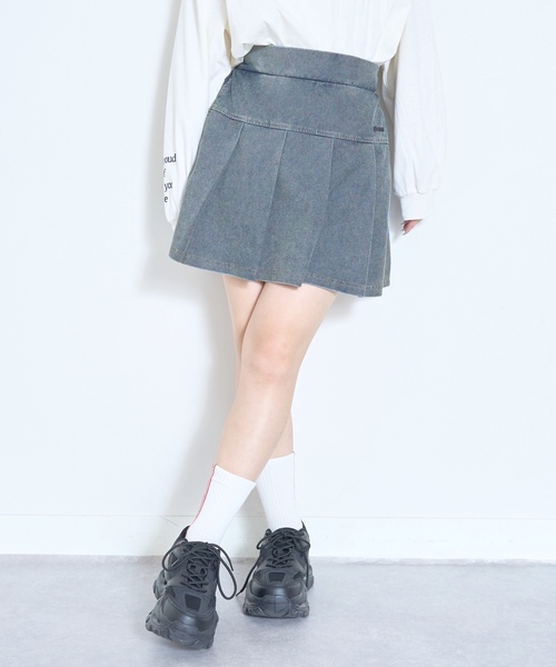 LOVETOXIC（ラブトキシック）の「デニムライクカットプリーツスカート（スカート・キッズ・ブルー/グレー・130cm/L:160cm/S:140cm/M:150cm）」の5枚目の写真