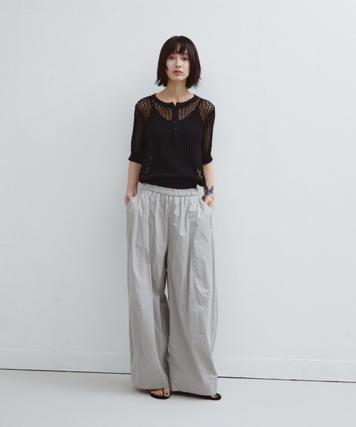 ANF.MUU(アンフムー)の「透かし編みヘンリーネックニット(Tシャツ/カットソー・レディース・ブラック/ライトブルー/ホワイト/レッド・FREE)」の9枚目の写真