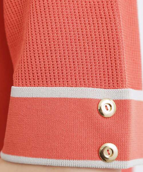 grove（グローブ）の「【貴島明日香さん着用】やわらかドライタッチ 袖メッシュ編みニット（ニット/セーター・レディース・グレー/ネイビー/レッド系/ブラック系4/オフホワイト・03/02/01/05/04）」の19枚目の写真