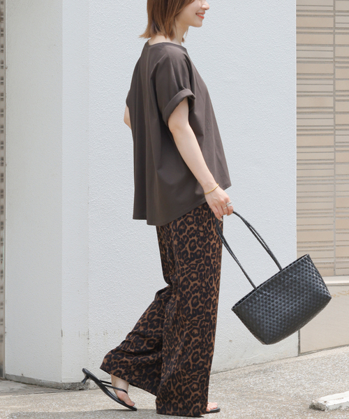 JOURNAL STANDARD relume(ジャーナルスタンダード レリューム)の「オーガニックコットン汗染み防止2WAY TEE(Tシャツ/カットソー・レディース・グレー/ブラック系その他/ホワイト/ライトグレー・FREE)」の6枚目の写真
