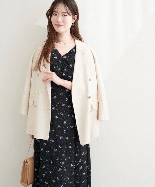 natural couture（ナチュラルクチュール）の「Vネックギャザーワンピース（ワンピース・レディース・オフホワイト/ブラック/ネイビー・FREE）」の14枚目の写真