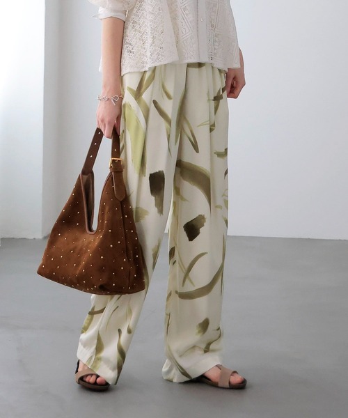 CHRISTIAN VILLA(クリスチャンヴィラ)の「スエードスタッズトラペーズバッグ【クリスチャンヴィラ/CHRISTIAN VILLA】(ハンドバッグ・レディース・ブラウン・FREE)」の9枚目の写真