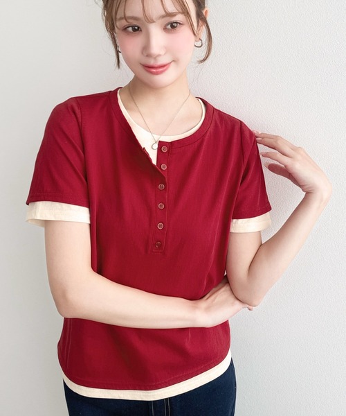 moment+(モーメントプラス)の「ヘンリーネックレイヤード半袖Tシャツ(ヘンリーネックTシャツ+Tシャツ2枚セット)(Tシャツ/カットソー・レディース・ピンク/レッド/オフホワイト/杢グレー/ネイビー/イエロー/ブラック/ホワイト系その他・M)」の8枚目の写真