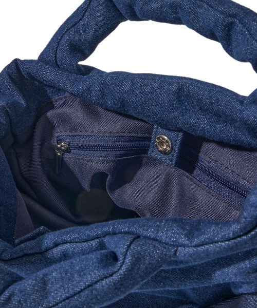 OUTDOOR PRODUCTS(アウトドアプロダクツ)の「【OUTDOOR PRODUCTS / アウトドアプロダクツ】 2way Belt Tote デニムライク ベルトデザイン ミニトート(ショルダーバッグ・レディース・ネイビー/ブラック/サックスブルー・FREE)」の12枚目の写真