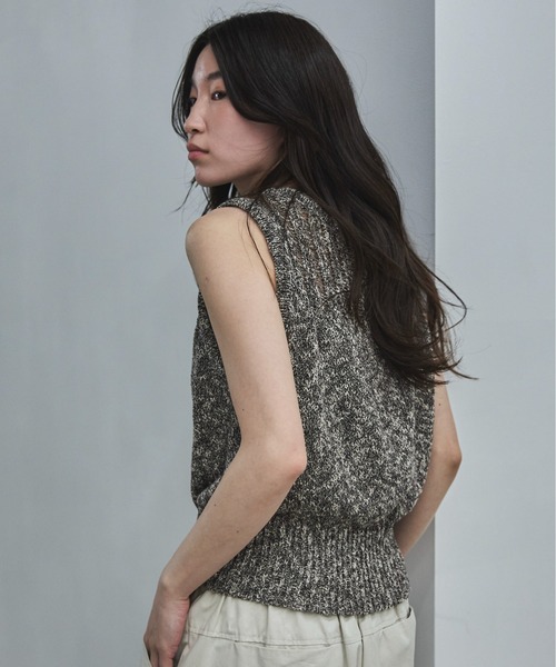 feepur（フェピュール）の「【ハンドウォッシャブル】メッシュパートニットタンク（タンクトップ・レディース・ブラック/グレー・MEDIUM）」の15枚目の写真